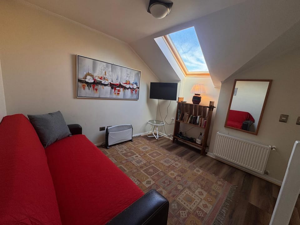 Library, TV and multimedia, Living room, internet