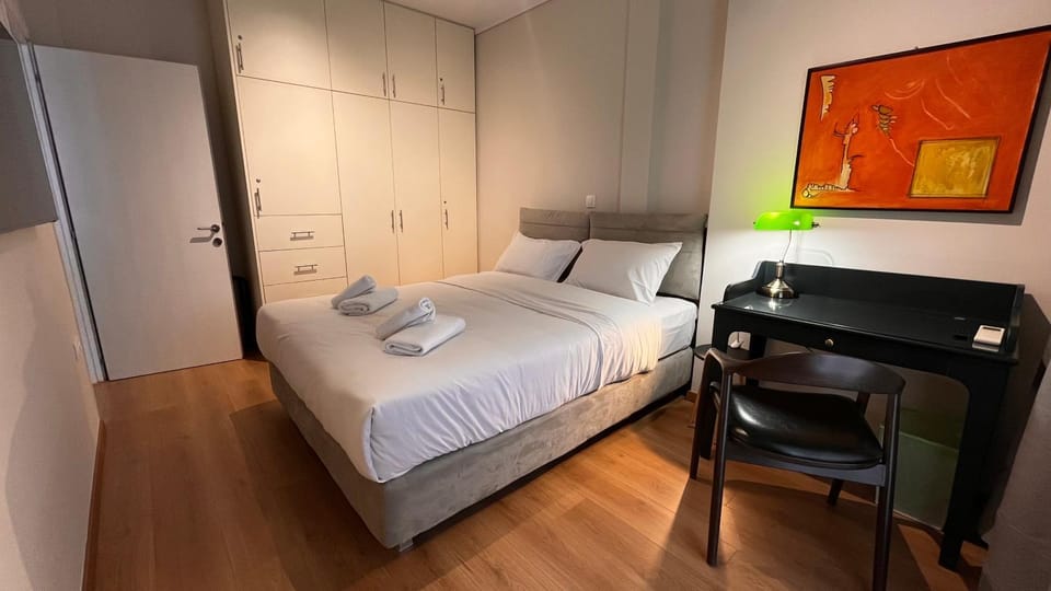 Bed, Photo of the whole room, Bedroom, towels, wardrobe
