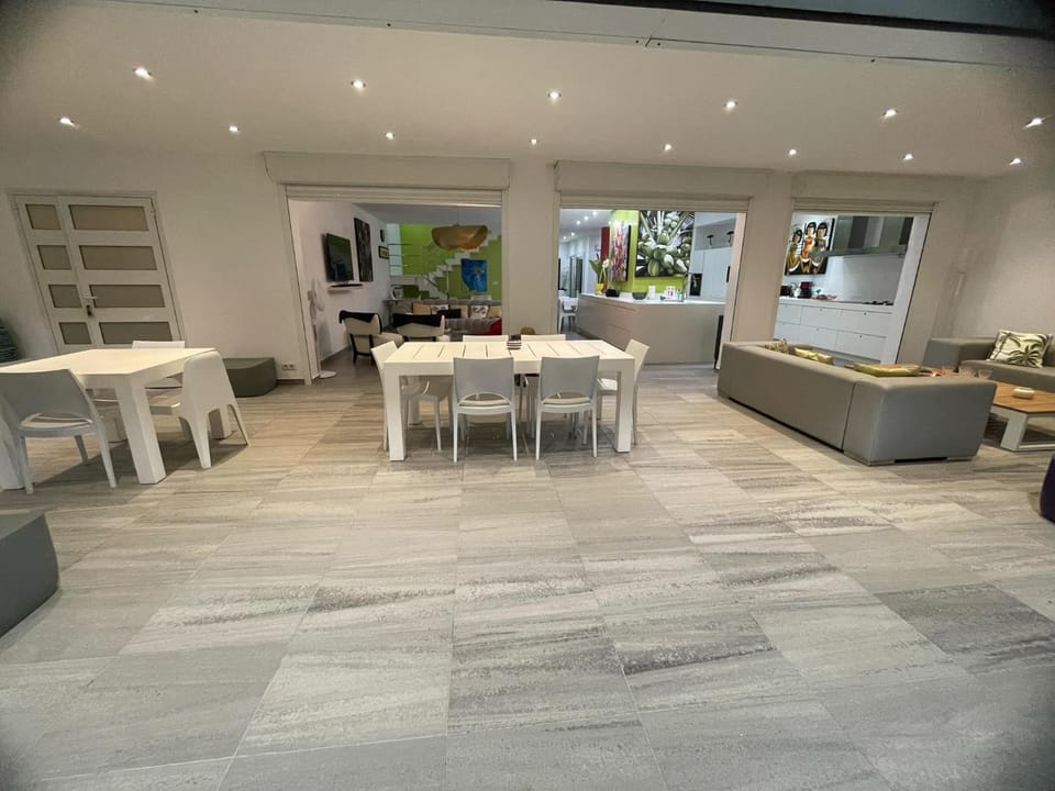 Living room, Banquet/Function facilities, Seating area