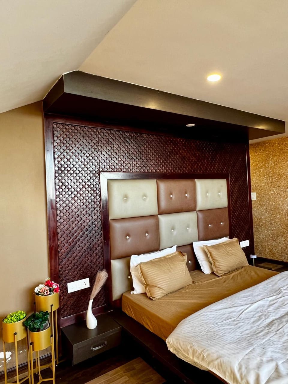 Chinar Appartment Apartment in India