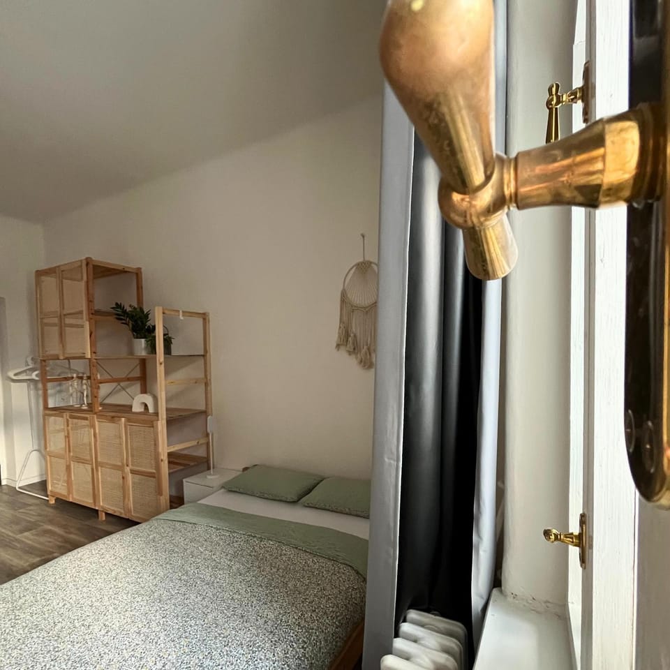 Bed, Bedroom, wardrobe