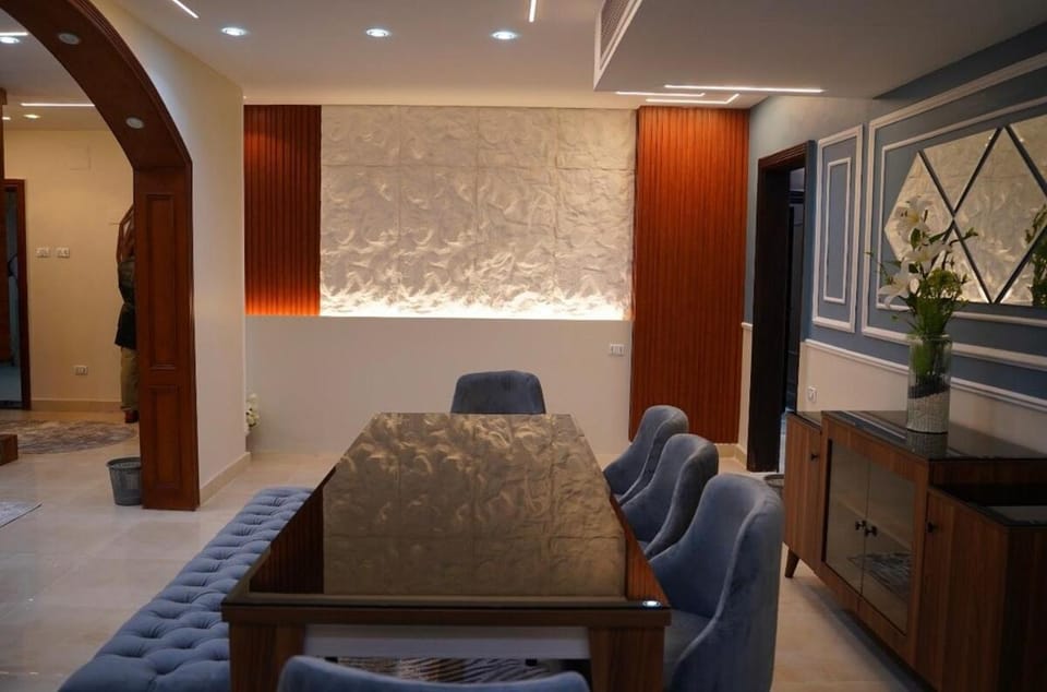 Luxury apartment 3 Room in Zamalek Apartment in Cairo