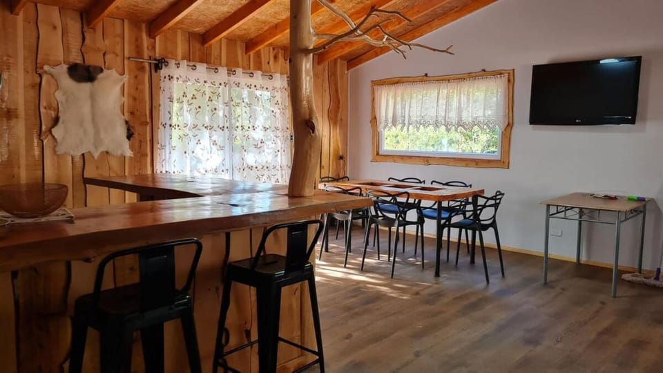 Cabaña familiar en el campo a 15 minutos del centro de Melipeuco Chalet in Araucania, Chile