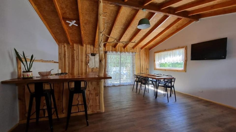 Cabaña familiar en el campo a 15 minutos del centro de Melipeuco Chalet in Araucania, Chile
