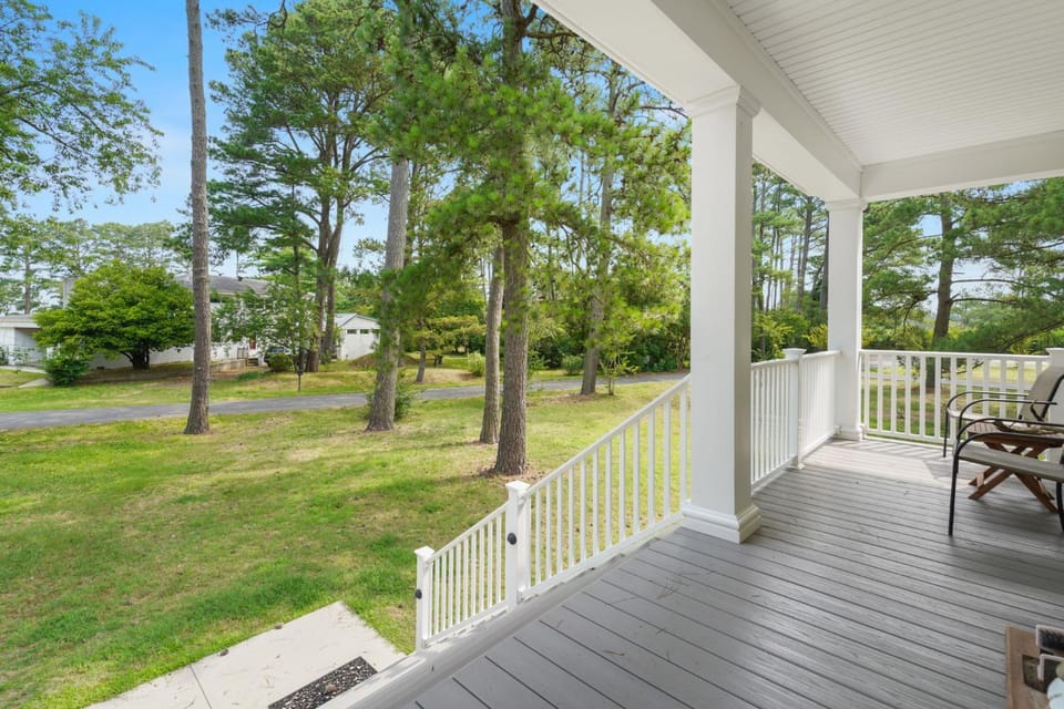 Off Belay - Creek View House in Chincoteague Island