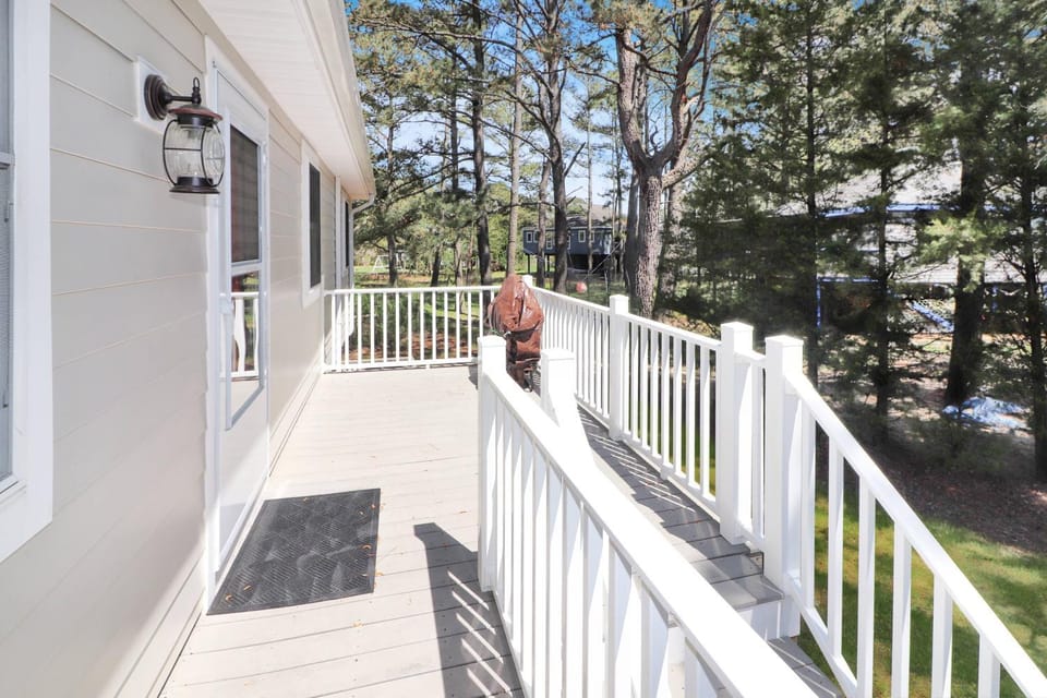 Osprey - Pet friendly, Fireplace! House in Chincoteague Island