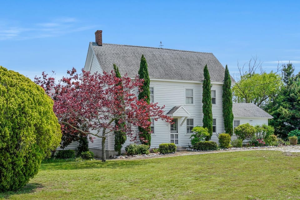 Oyster Catcher - Pet friendly & deep water access! House in Chincoteague Island