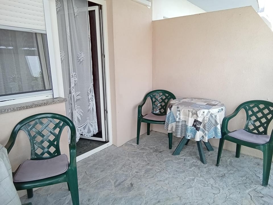 Apartments Ninske Vodice Apartment in Zadar County