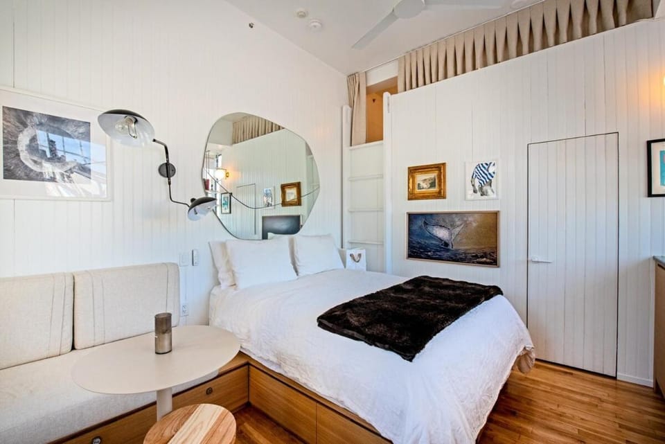 Renovated, Modern Downtown Loft Apartment in Provincetown