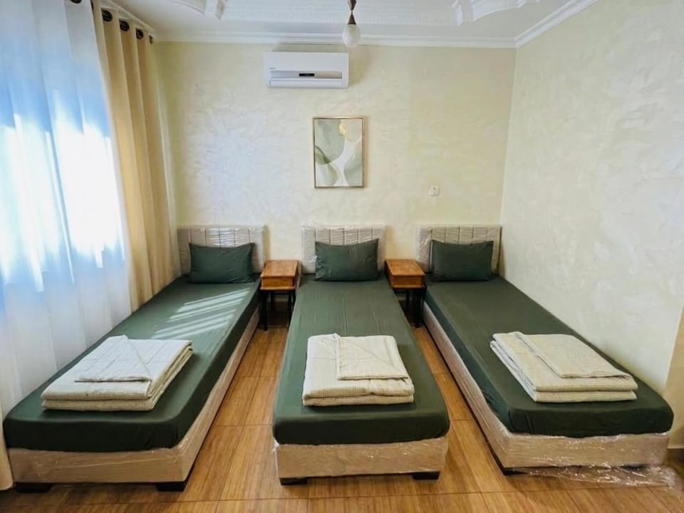 White Apartment Apartment in Eilat