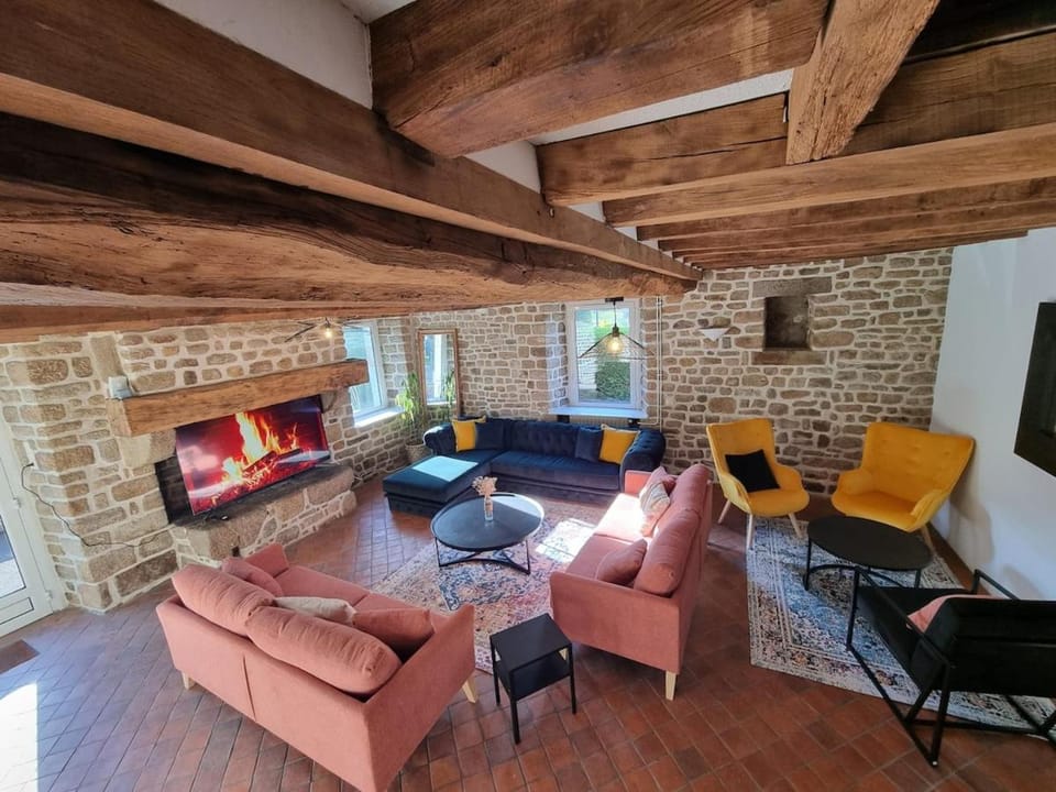 Au Mont De La Quintine # Piscine & Jacuzzi # House in Brittany