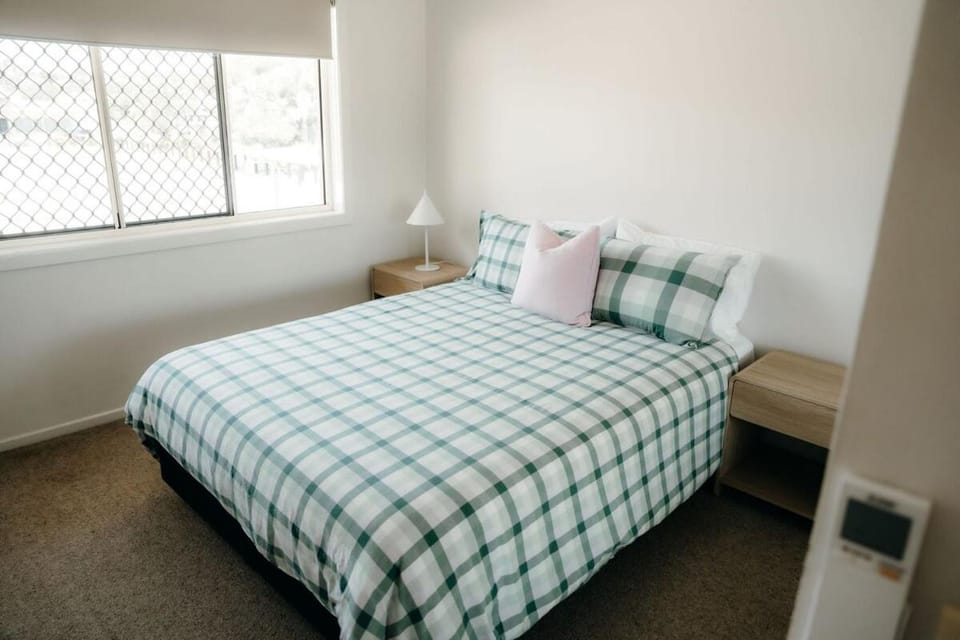 Unit 4, Rocky CBD Apartment in Rockhampton