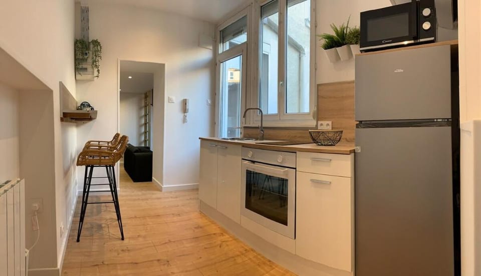 Reims Cosy Champagne Apartment in Reims