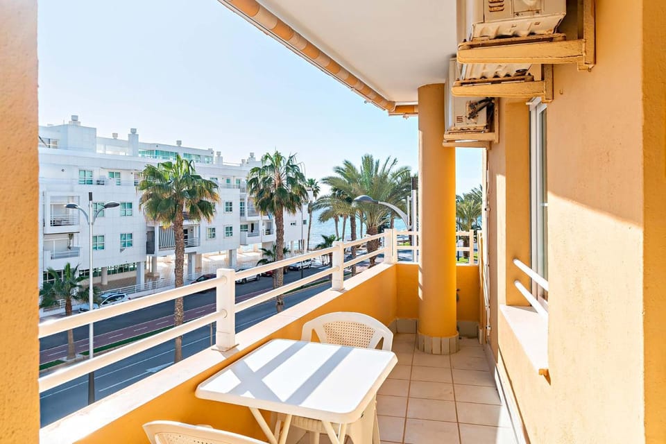 View (from property/room), Balcony/Terrace