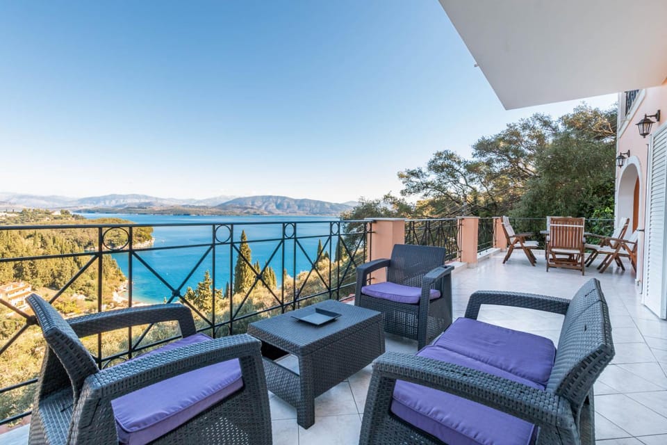 Balcony/Terrace, Seating area, Dining area, Pool view, Sea view
