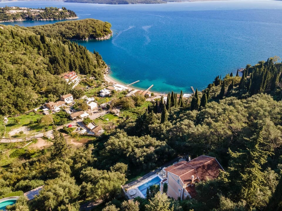Property building, Neighbourhood, Natural landscape, Bird's eye view, Beach, Sea view
