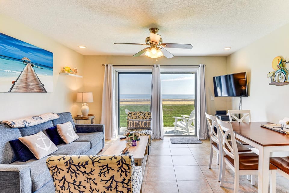 Walk to Ocean: Family Retreat in Ormond Beach! House in Ormond By The Sea
