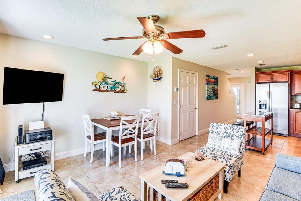 Walk to Ocean: Family Retreat in Ormond Beach! House in Ormond By The Sea