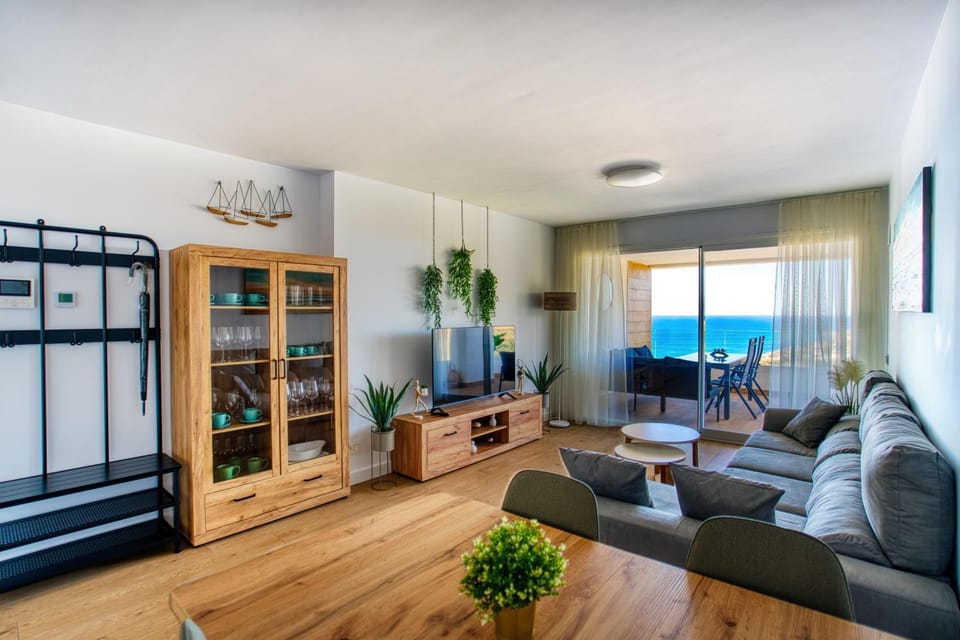 Living room, Sea view