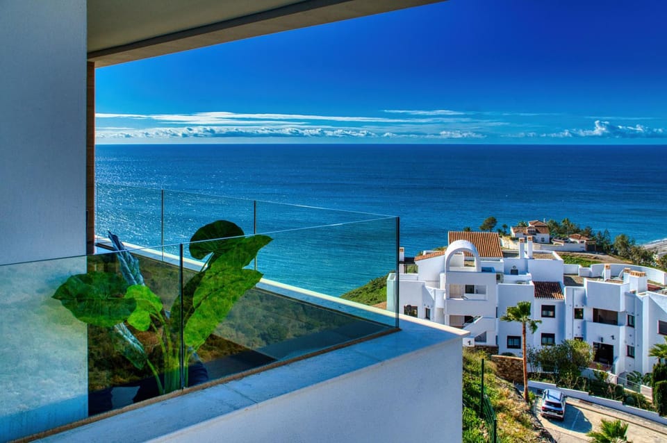 View (from property/room), Balcony/Terrace, Sea view