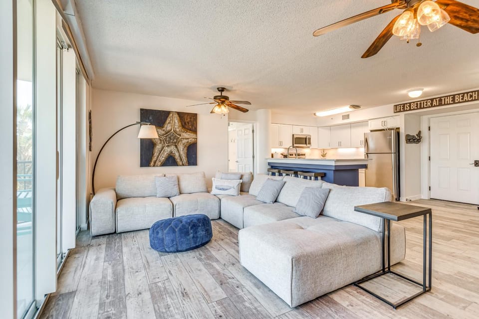 Waterfront Fort Walton Beach Condo: Pool Access! House in Okaloosa Island