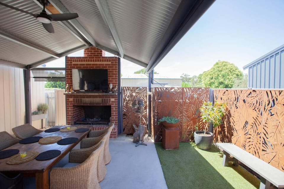 Horsham Natimuk 1BR Stay Dog Run Parking House in Horsham