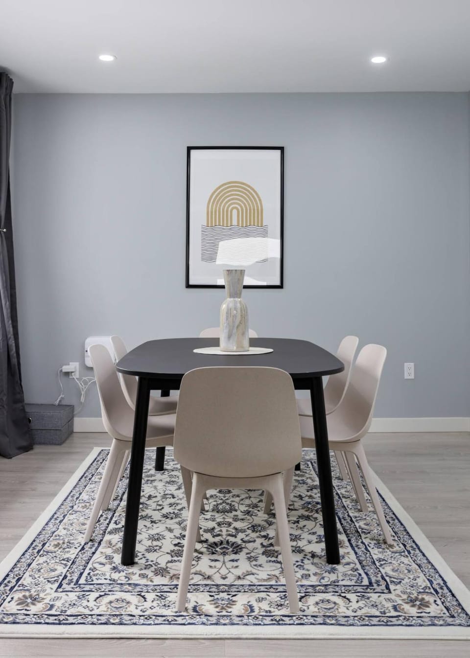 Spacious 4BR Retreat near YVR and DT House in Vancouver