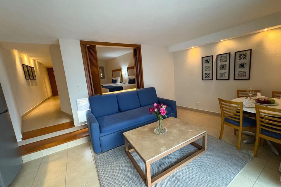 Oceanfront, views & amenities! House in Puerto Vallarta