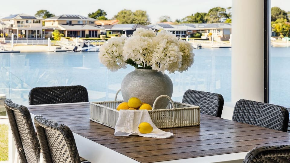 Patio, Day, Natural landscape, Seating area, River view
