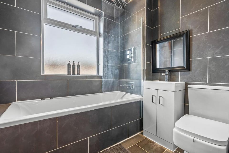 The Bishopsworth House Apartment in Bristol