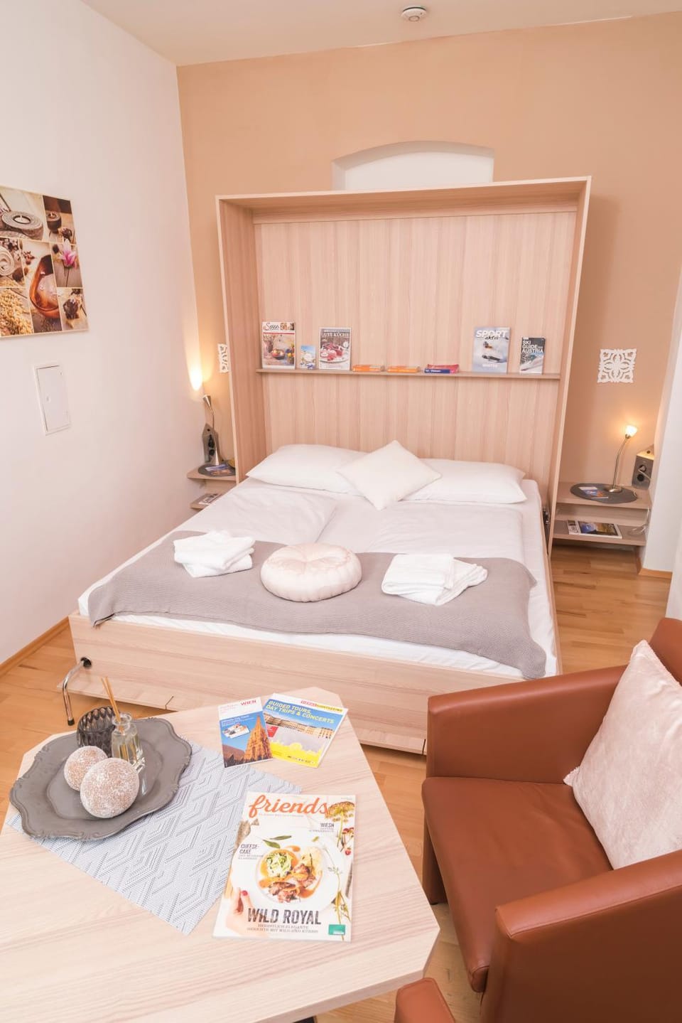 Living room, Bedroom