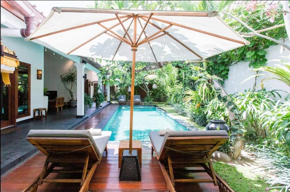 The Clovewood Villa Villa in Kuta