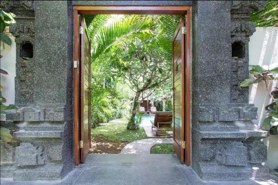 The Clovewood Villa Villa in Kuta