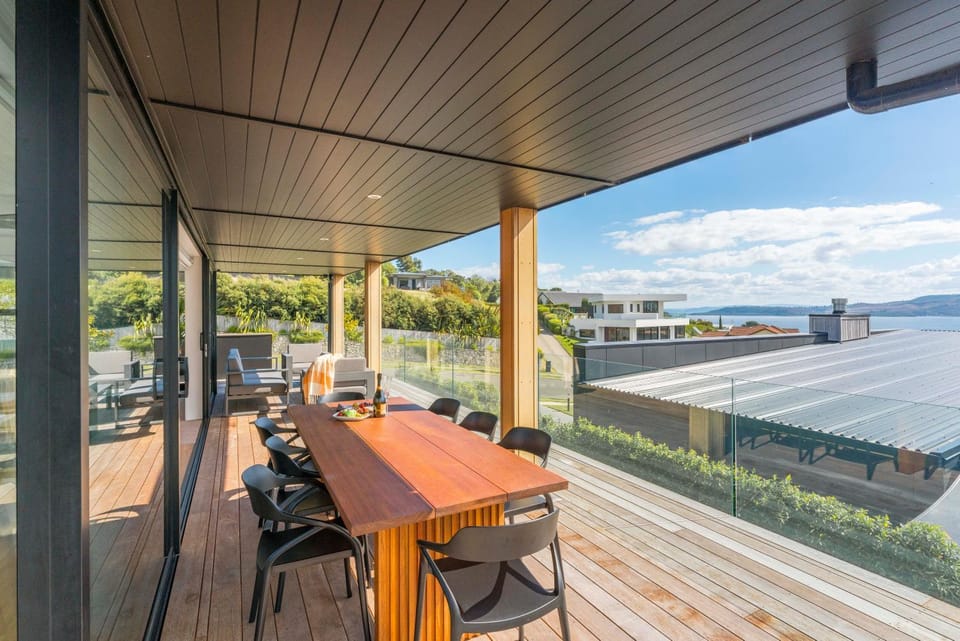 Day, Natural landscape, View (from property/room), Balcony/Terrace, Lake view