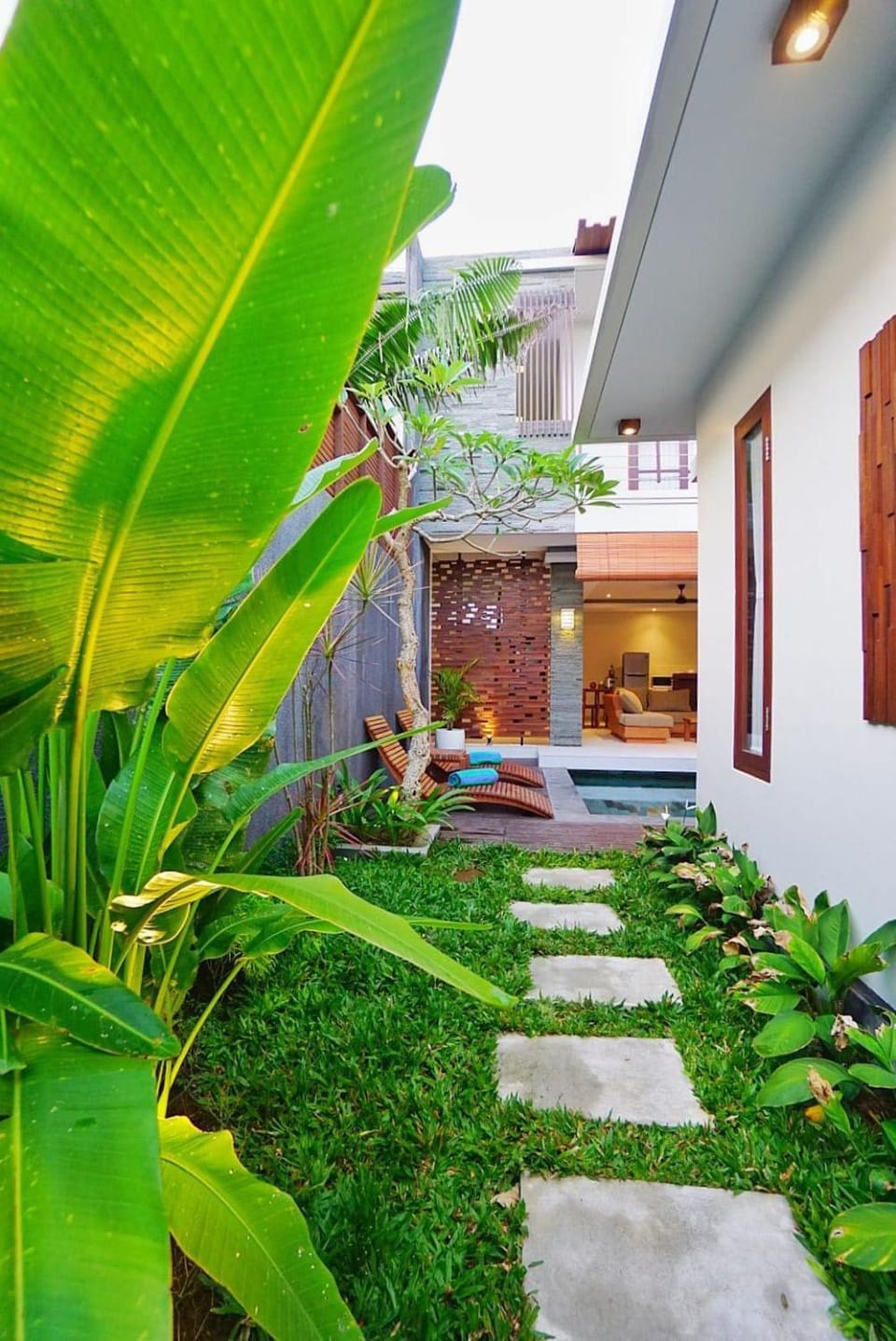 Property building, Garden, Garden view