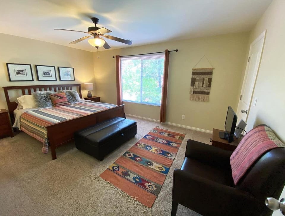 Pool & Hot Tub Close to hiking trails in Kanab House in Kanab