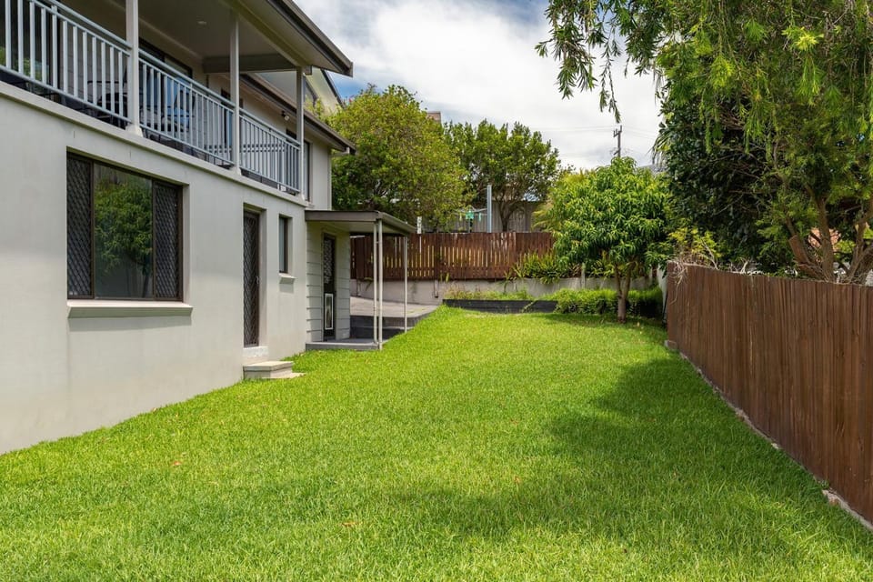 Property building, Garden