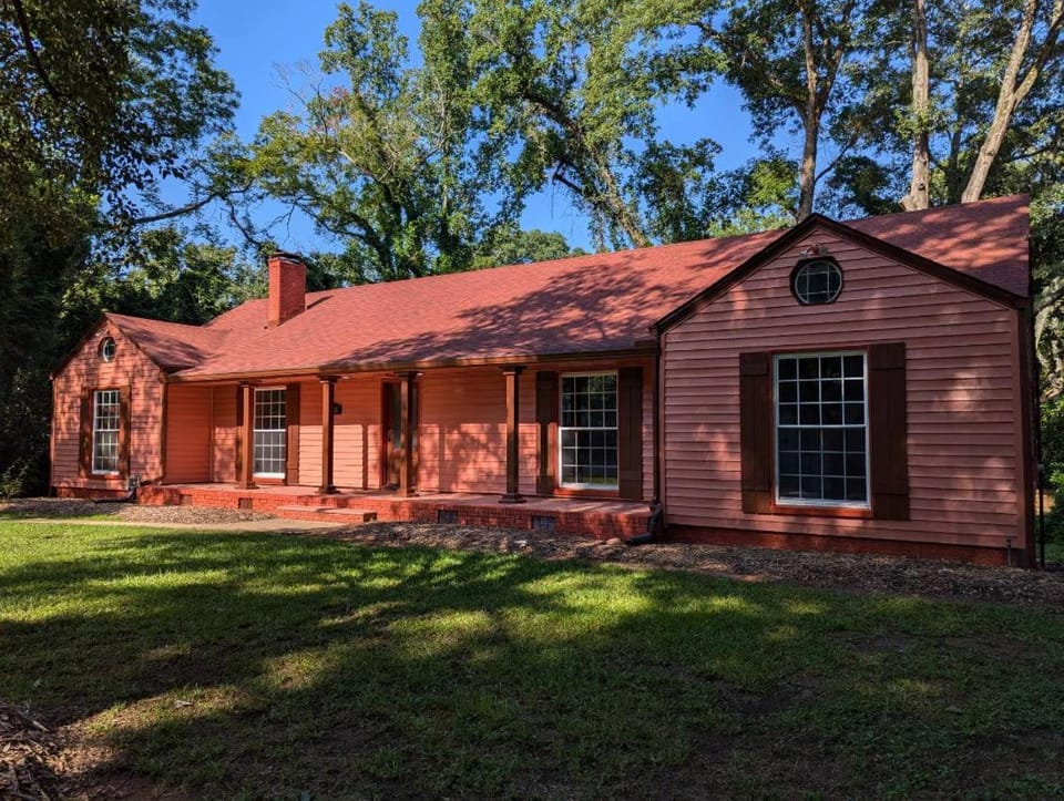 Victoria House in College Park