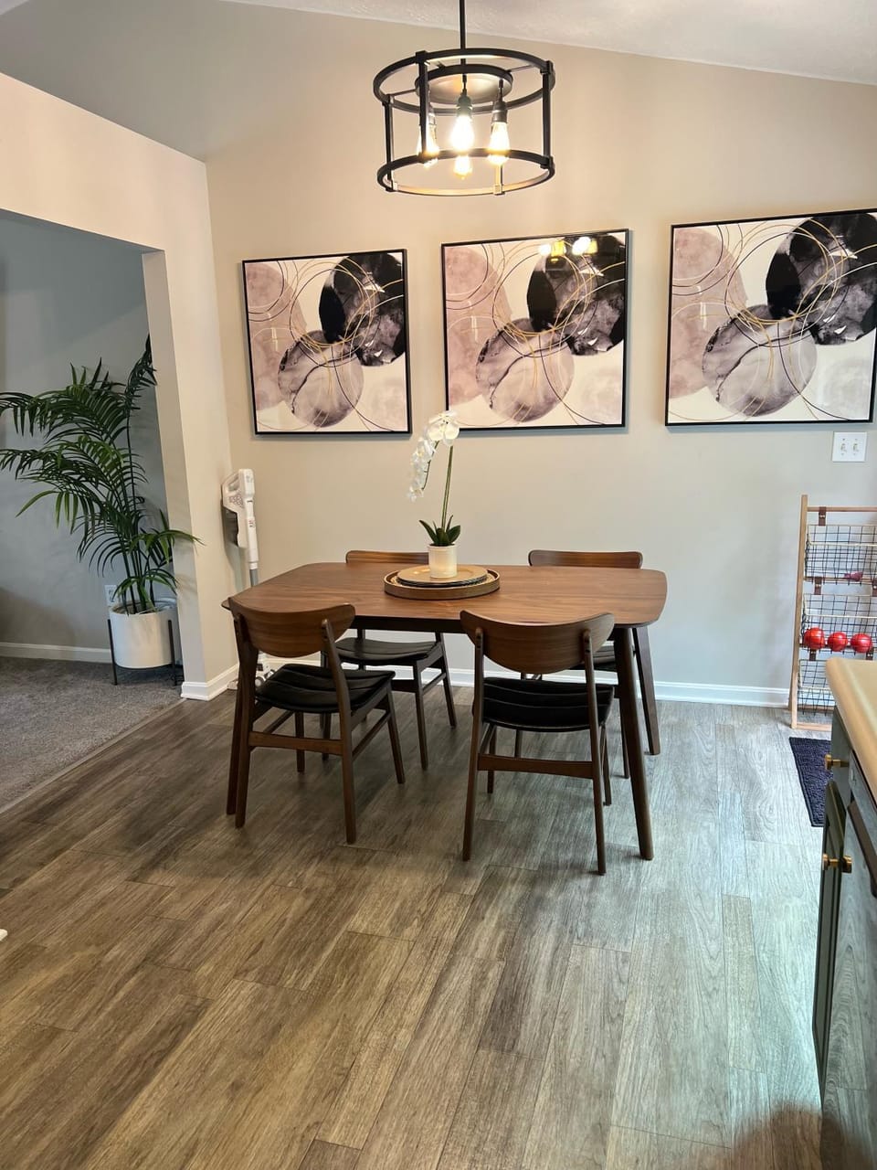 Charming 3 bedroom house with deck in awesome Elsmere House in Elsmere