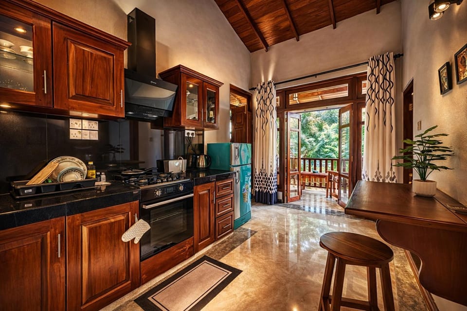 Kitchen or kitchenette, kitchen