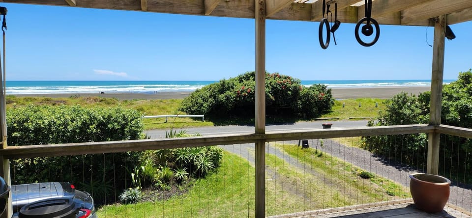 Natural landscape, View (from property/room), Balcony/Terrace, Beach, Sea view