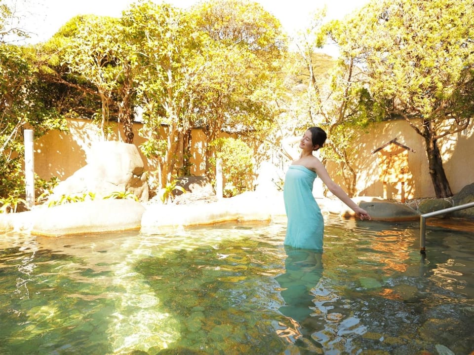Open Air Bath