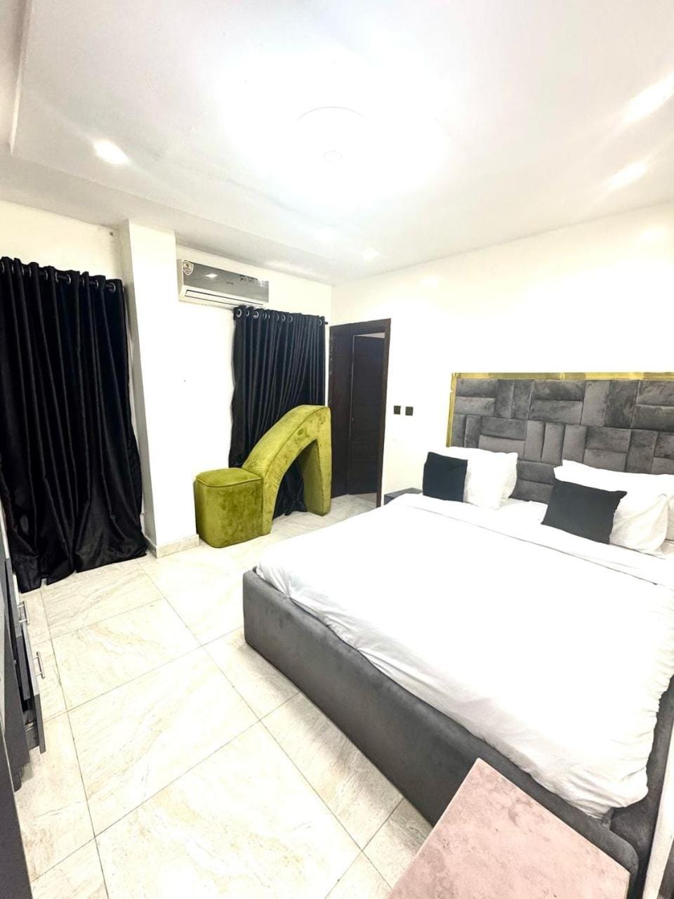 Travelmayte 3Bed Shortlet Ikate Apartment in Lagos, Nigeria