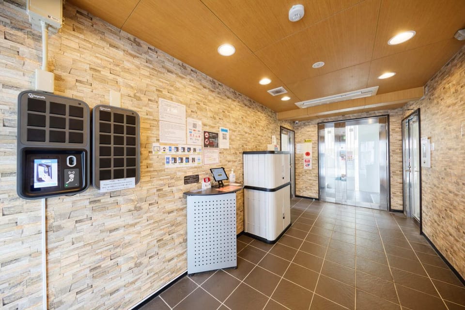 New Normal Condo in KENCHOMINAMIGUCHI ニューノーマルコンドイン県庁南口 Hotel in Naha