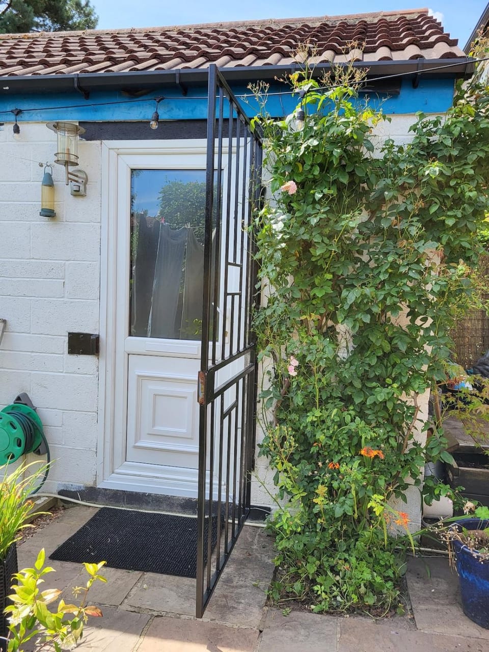 Casita in the garden Apartment in Leeds
