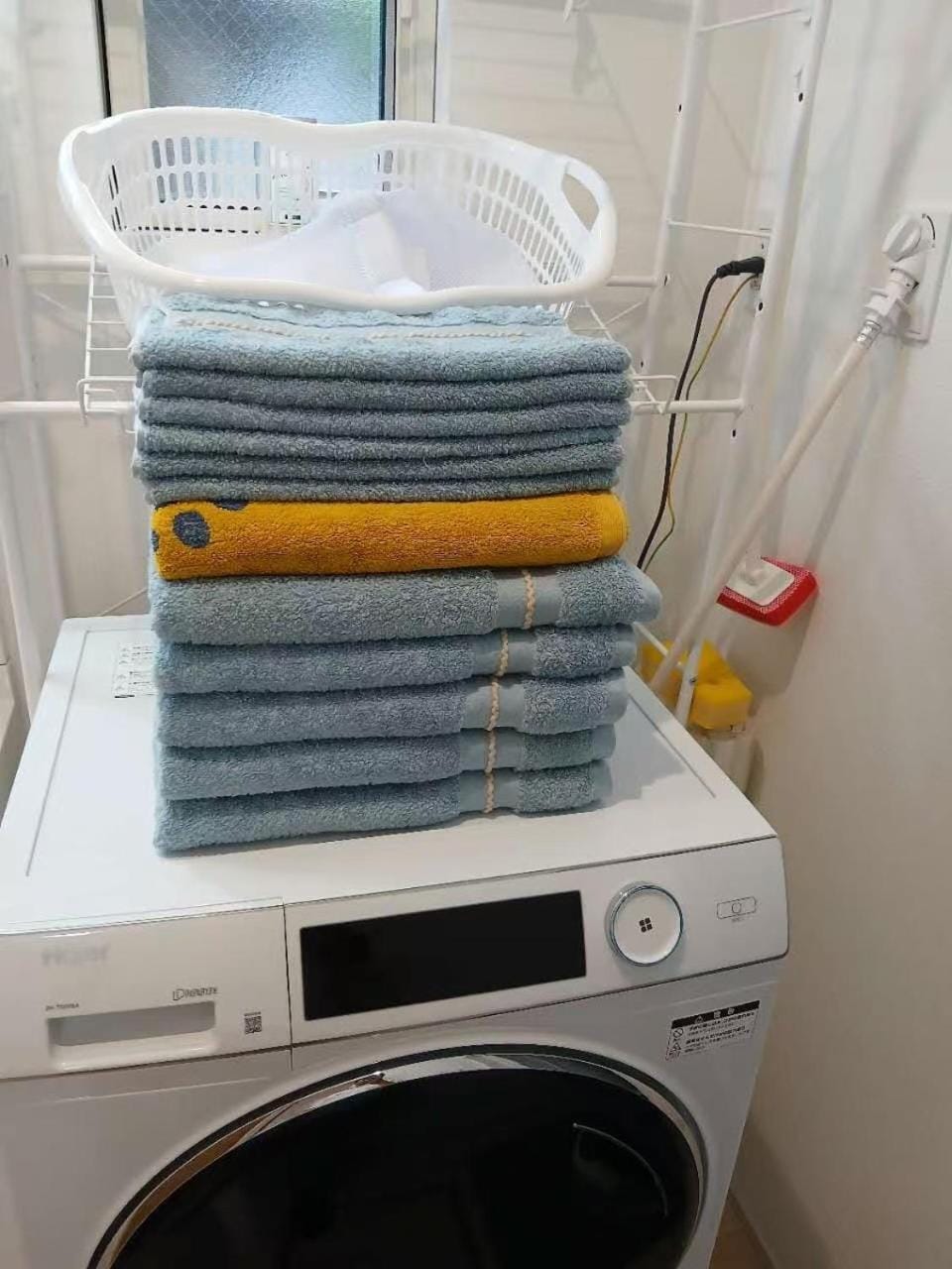 towels, washing machine