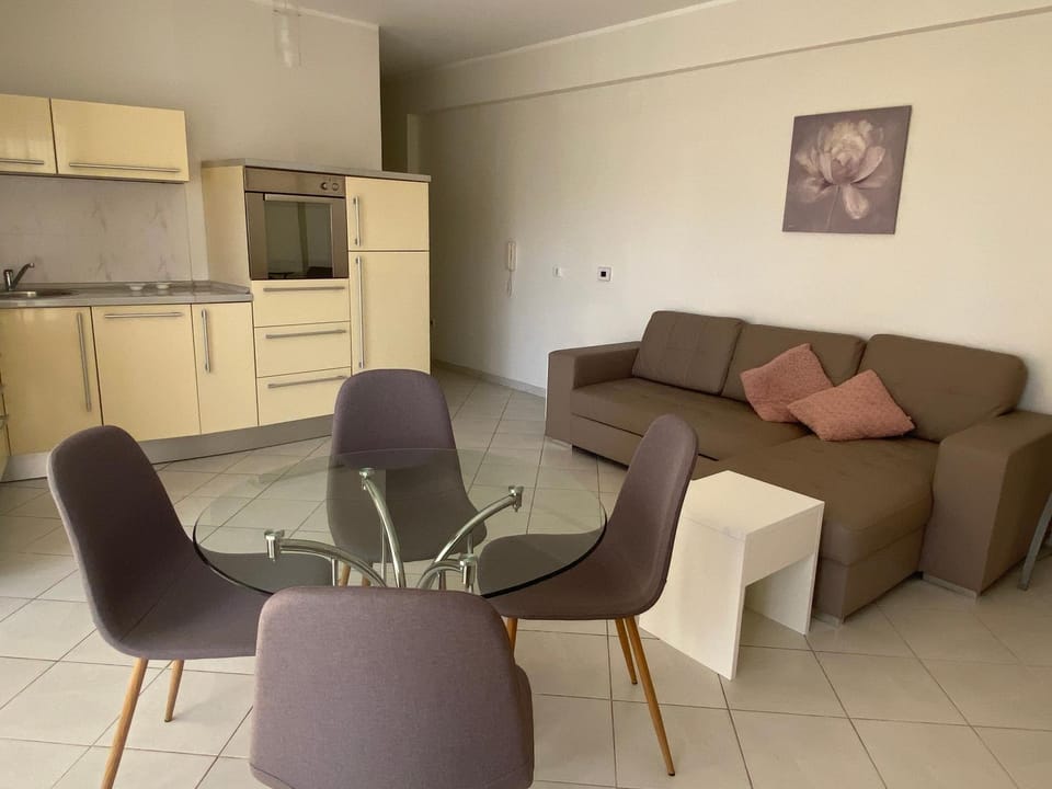 Sunny&cosy apart, Rafailovici Apartment in Budva Municipality