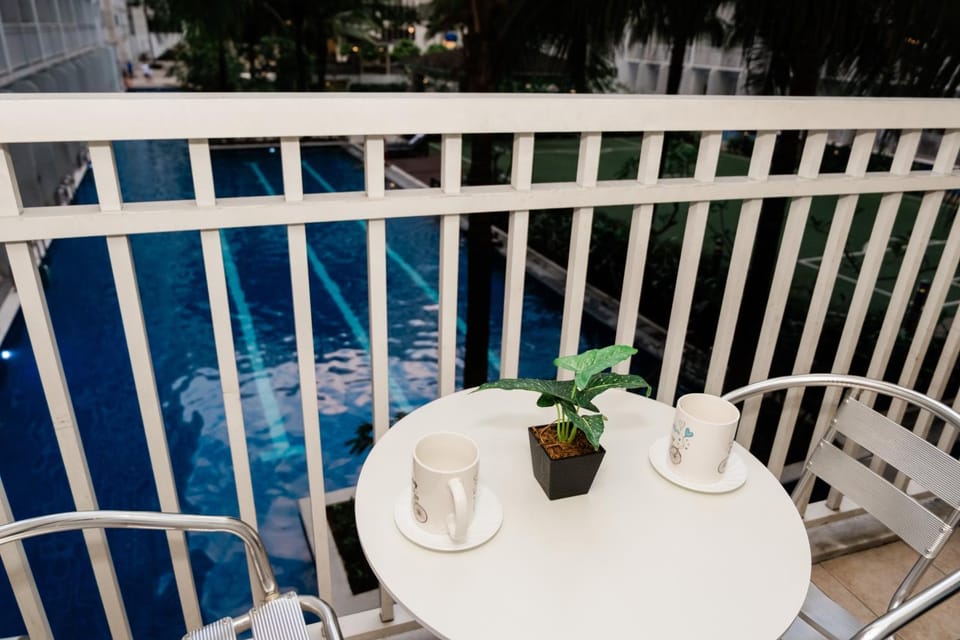 Staycation near MOA Apartment hotel in Pasay