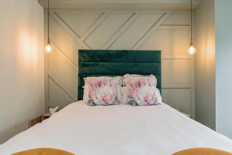 Urban Cozy Studio Apartment in Sea Point