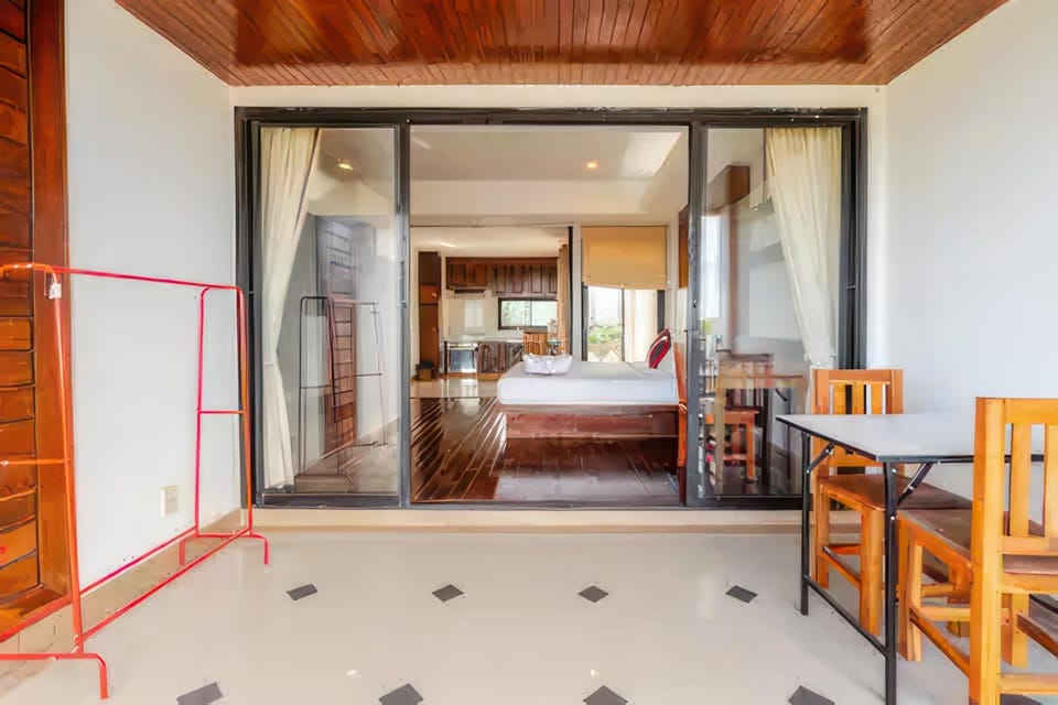Bed, Balcony/Terrace, Kitchen or kitchenette, Living room, Photo of the whole room, Seating area, Dining area, Bedroom, wardrobe